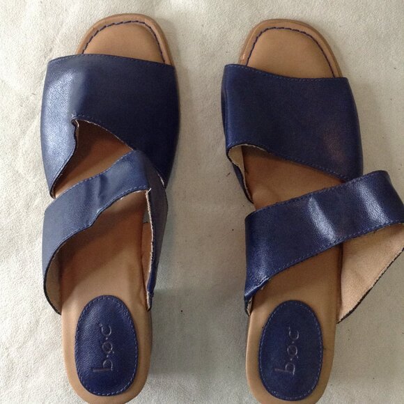 BORN/BOC Navy "11M" Faux Leather Slide Sandals, Block Heel, Professional Vibes - Picture 1 of 6